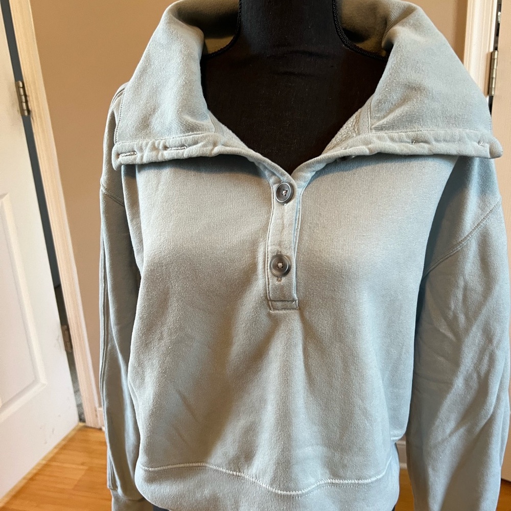 Women's Blue Sweatshirt
